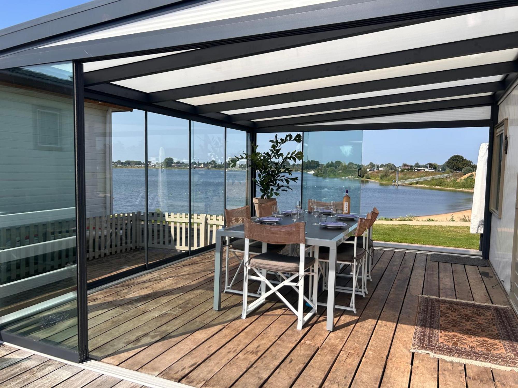 Luxe Chalet Direct Aan Het Water Met Strand Lith Exteriör bild